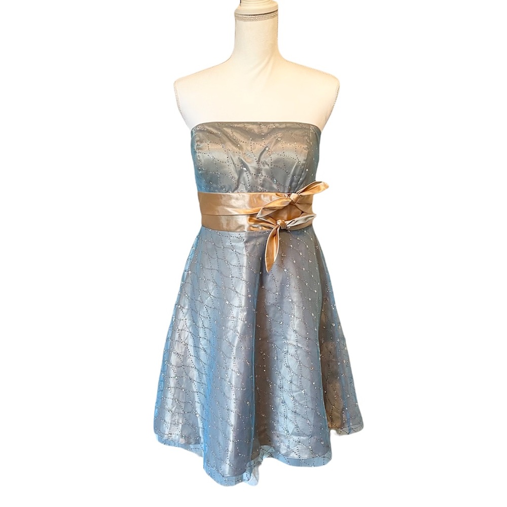 Prom Morgan & Co. Blue Strapless Glitter/ Faux Diamond Dress women’s size 13/14